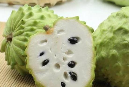 釋迦果是哪里的水果?吃釋迦果會上火嗎?