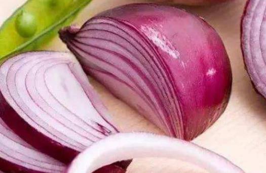 生完孩子可以吃洋蔥嗎?吃洋蔥有哪些好處?