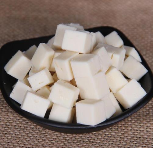 奶豆腐可以放多久?奶豆腐直接吃好還是蒸了吃好?