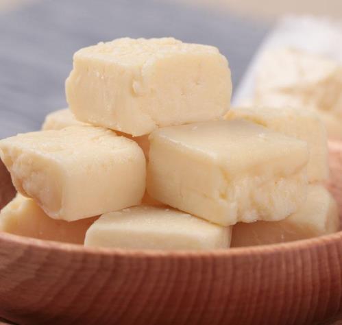 奶豆腐可以放多久?奶豆腐直接吃好還是蒸了吃好?
