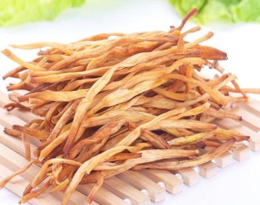 黃花菜中的秋水堿有毒嗎?干黃花菜怎么做才不會酸?