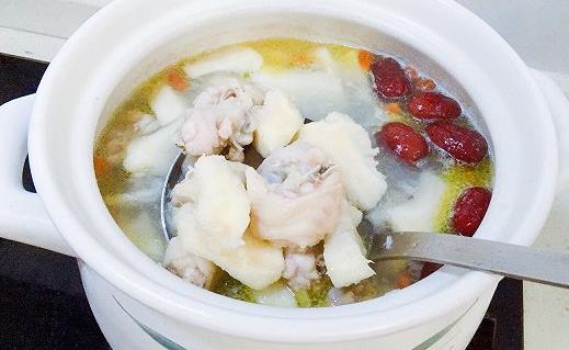 榴蓮和雞肉能一起吃嗎 榴蓮雞湯的功效與作用
