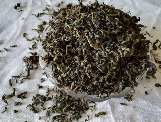 丁香茶一天喝多少克最好?丁香茶在藥店能買(mǎi)到嗎?