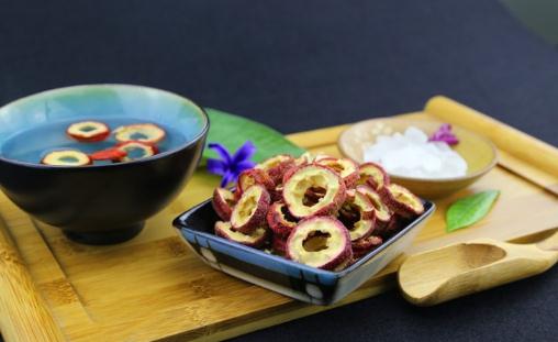 山楂對(duì)胃好嗎 山楂維生素c含量高嗎