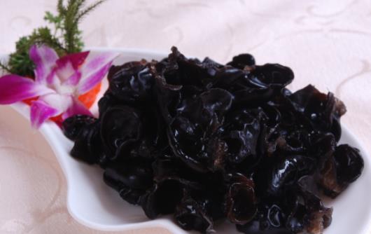 木耳對血管有哪些作用?吃木耳為什么會胃疼?