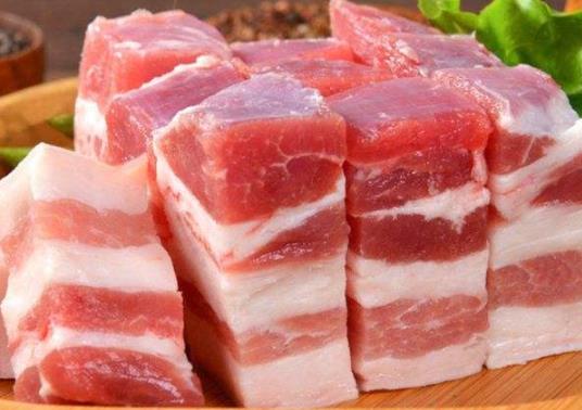 做紅燒肉要用水先泡一下肉嗎?做紅燒肉一定要炒糖色嗎