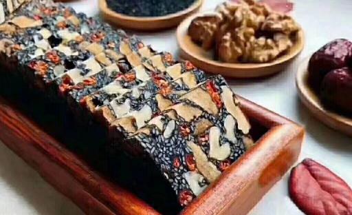 陰虛的人能吃阿膠嗎 陰虛不能喝黃芪嗎