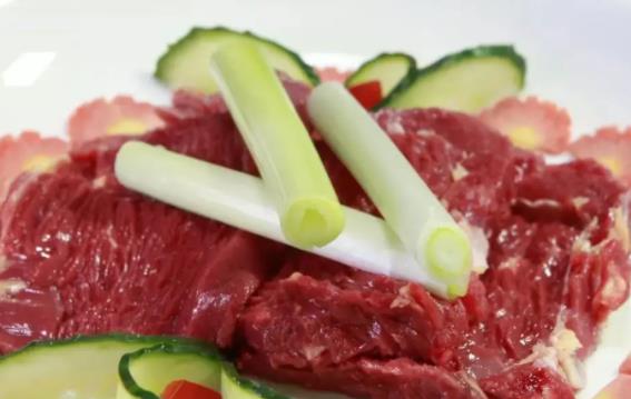 牛肉和蝦能一起吃嗎?牛肉不能和什么一起吃?