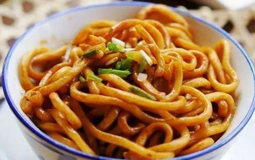 熱干面要煮多久才會(huì)熟 熱干面冷水煮還是熱水