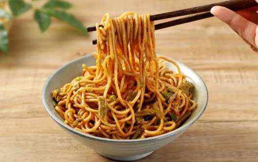 熱干面要煮多久才會(huì)熟 熱干面冷水煮還是熱水