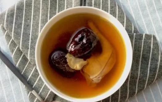 血鴿子的功效與作用有什么?血鴿子適合什么人吃?