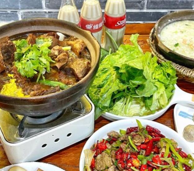 春幸記港式地攤打邊爐加盟費用加盟電話(總店咨詢)