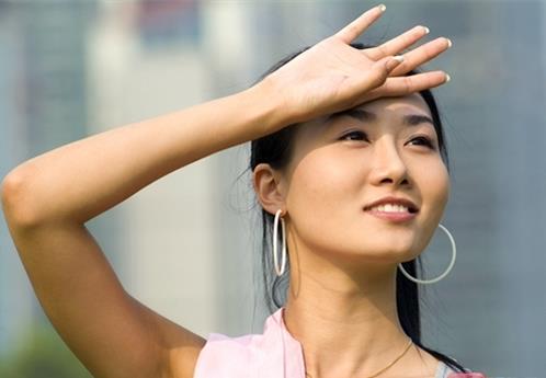 30℃盛夏教你防曬和補水:油性皮膚、干性皮膚、混合性皮膚護理