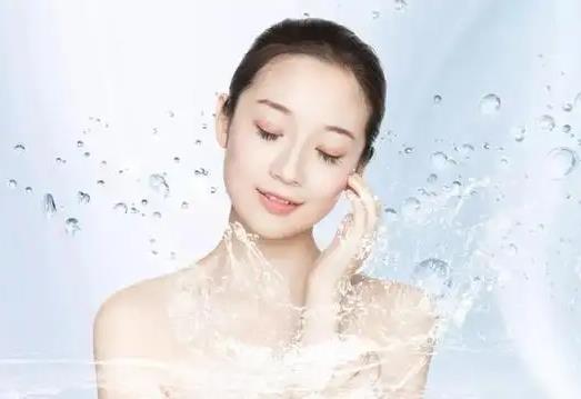中藥治臉上痤瘡爆痘多久能好?青春期長(zhǎng)痘痘幾歲結(jié)束