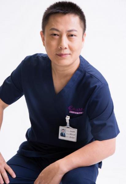 完美主義、行動派、佛系學(xué)院派整形外科醫(yī)生——尚紹輝