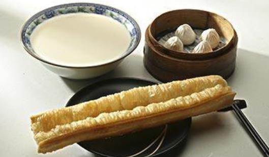 喝豆?jié){真的可以減肥嗎 豆?jié){減肥的相關(guān)注意事項