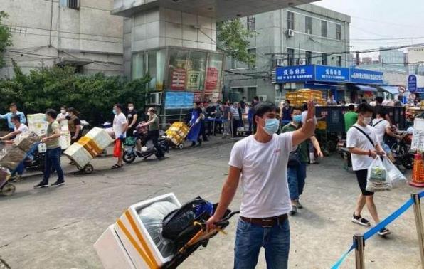北京疫情反彈,津冀晉蘇遼等多地發布提醒:市民近期不要前往北京