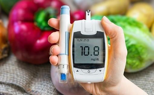 血糖高對身體有哪些危害?血糖高哦怎么調(diào)理?
