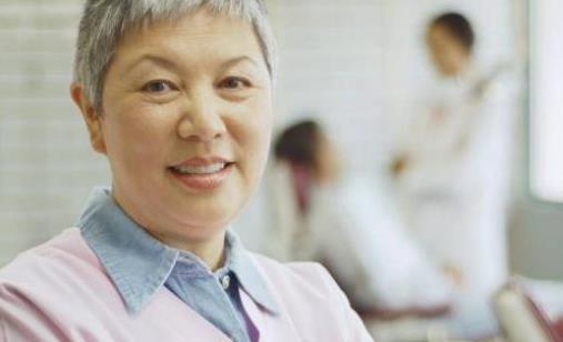 誘發(fā)子宮內(nèi)膜炎的原因哪些?子宮內(nèi)膜炎有哪些危害?
