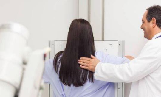 乳頭內陷需要做哪些檢查?乳頭內陷有哪些危害?