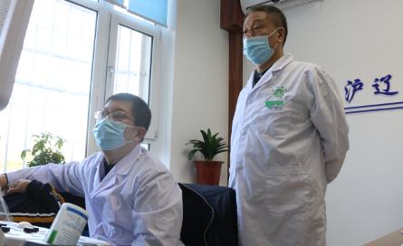 沈陽北部甲狀腺醫院侯延君主任領銜 幸福家庭得延續