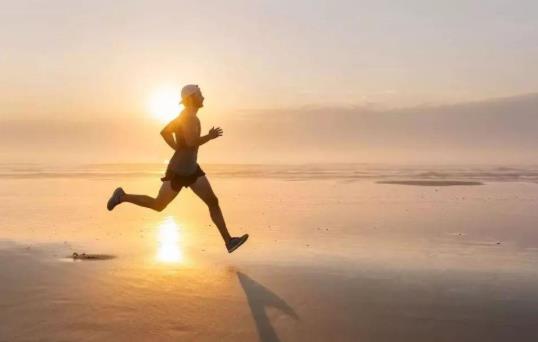 運動強度要多大才能減脂?每天慢跑多長時間最好?