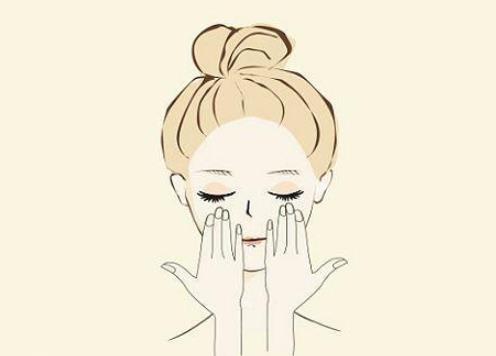 冬季皮膚太干怎么化妝 冬季皮膚干燥怎么辦