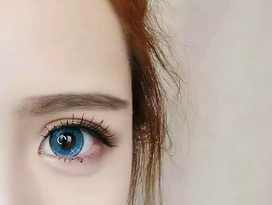 一般戴美瞳戴多大尺寸的合適?新美瞳沒泡就戴了有事嗎