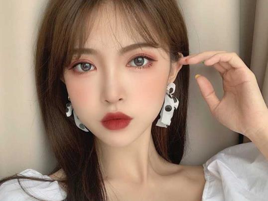 新美瞳泡2個小時可以戴嗎?美瞳基弧8.6滑片是不是該買8.5的