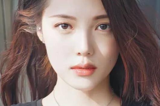 如何避免選到遮瞳美瞳?隱形眼鏡正反怎么區分