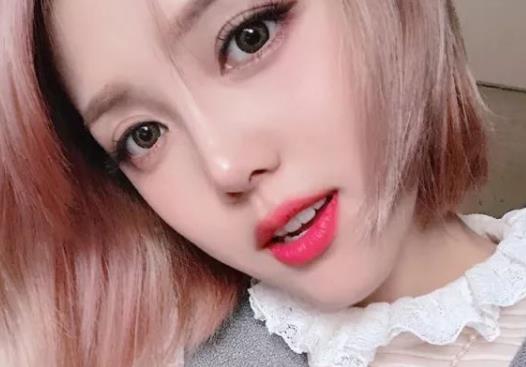 戴美瞳看東西霧蒙蒙的感覺遮瞳是怎么回事?美瞳戴著很模糊還能戴嗎