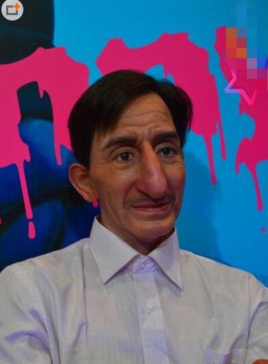 世界上鼻子最大最長的人2.jpg