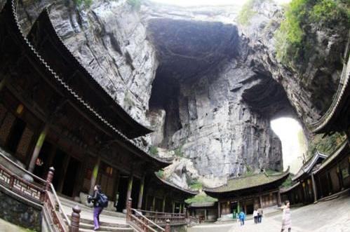 中國最貴的天然四合院,建在懸崖天坑之下,市值高達(dá)20多億