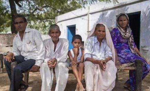 世界上年齡最大的母親 印度74歲老太生下龍鳳胎破紀(jì)錄