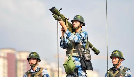 中國(guó)最小防空導(dǎo)彈 僅重4公斤專打無(wú)人機(jī)