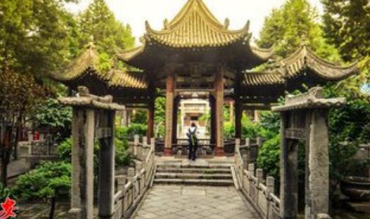中國最大的清真寺 化覺巷伊斯蘭教寺院建筑面積近4000平方米