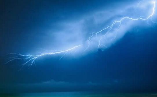 世界上閃電最多的地方 馬拉開波湖1年有297天閃電