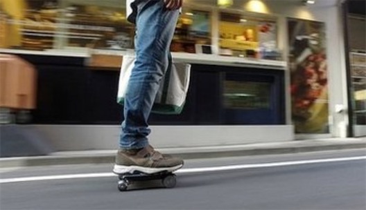 全球最小電動車 WalkCar重量約在2到3公斤之間