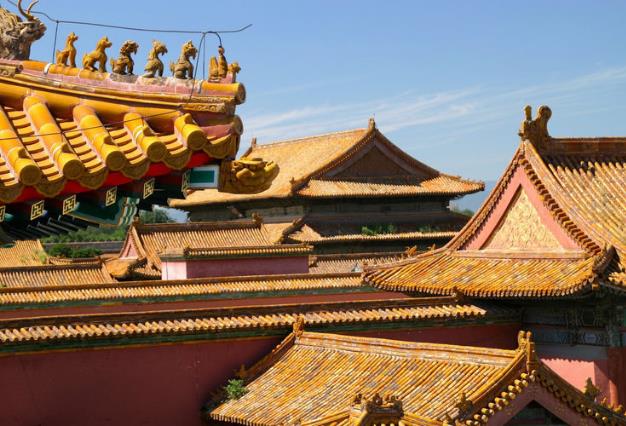 世界最大的古建筑群北京故宮 是世界五大宮之首 24位帝王的宮殿