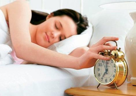 人一天睡覺多久才好?最佳的睡眠時間