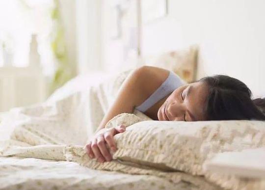 睡眠不好一晚上醒兩三次是怎么回事?每天夜里都要醒來幾次怎么辦?