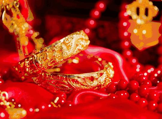三金訂婚給還是結(jié)婚給?三金是聘禮還是嫁妝