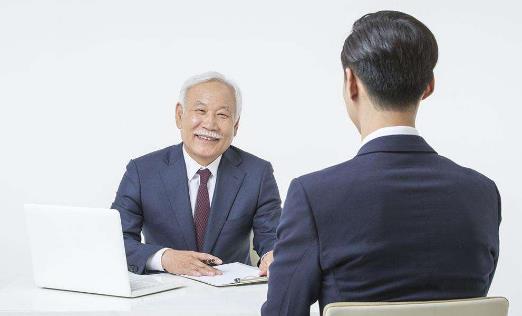 性格內向的人如何應對面試 要做好充分的心理準備