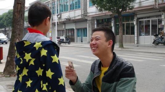 “人販子”手段再次升級 若媽媽碰上這3種人 記得帶孩子離遠一點