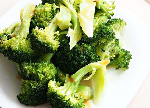 每個產(chǎn)后的女人都避免不了妊娠紋這些食物讓你淡化妊娠紋