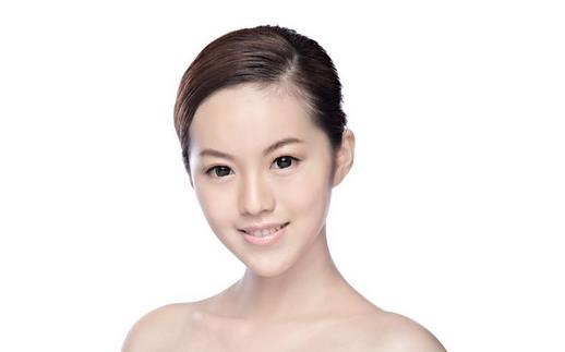鼻翼長痘的原因.jpg