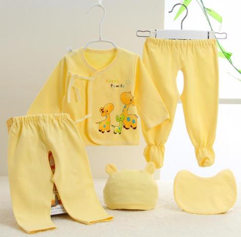 寶寶衣服上有霉點怎么洗掉?寶寶衣服發霉了還能穿嗎