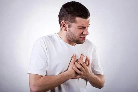 猝死會(huì)不會(huì)很痛苦?猝死前會(huì)惡心想吐的嗎?