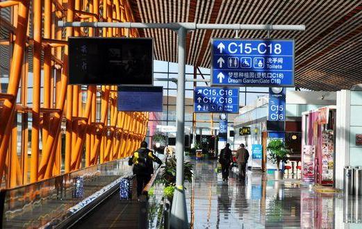 化妝品托運要開箱檢查嗎?乘飛機帶化妝品需要注意什么?