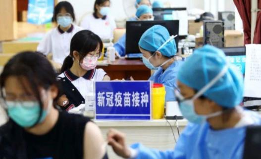 打新冠加強針要不要空腹 老人要打新冠疫苗加強針嗎